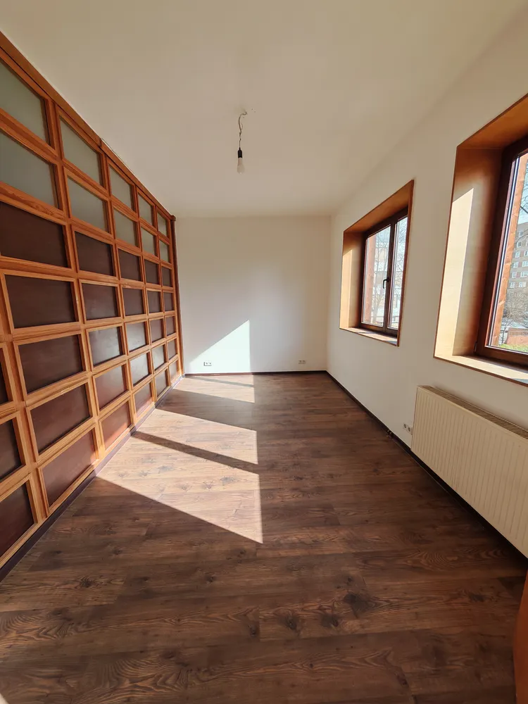 5 Zimmer Wohnung mit 202 m² in Cottbus – Bild 3