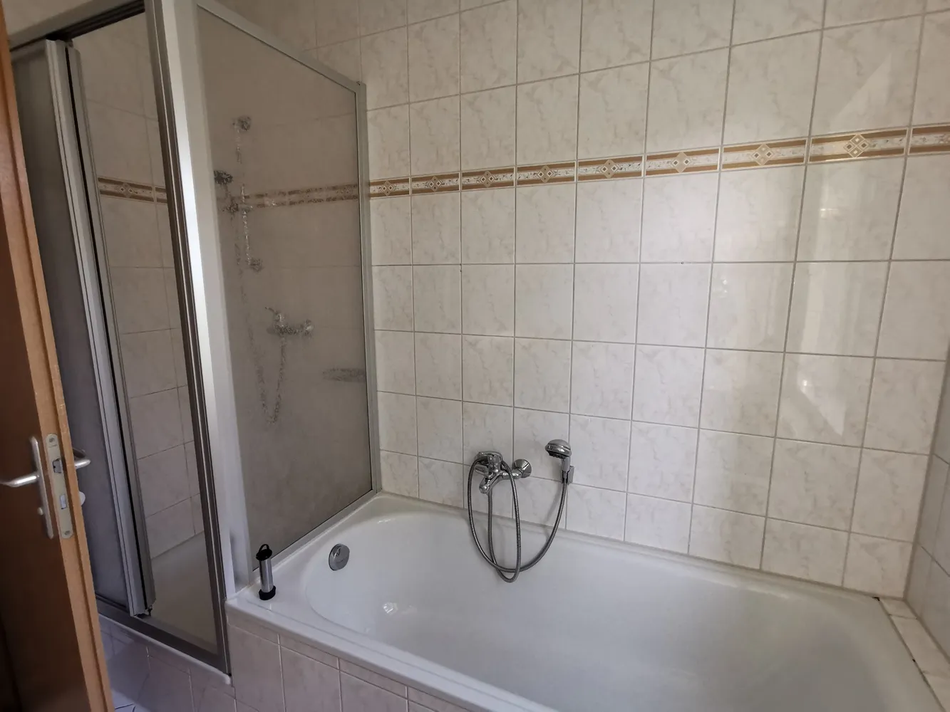 2 room apartment with 70 m² in Chemnitz – Photo 5