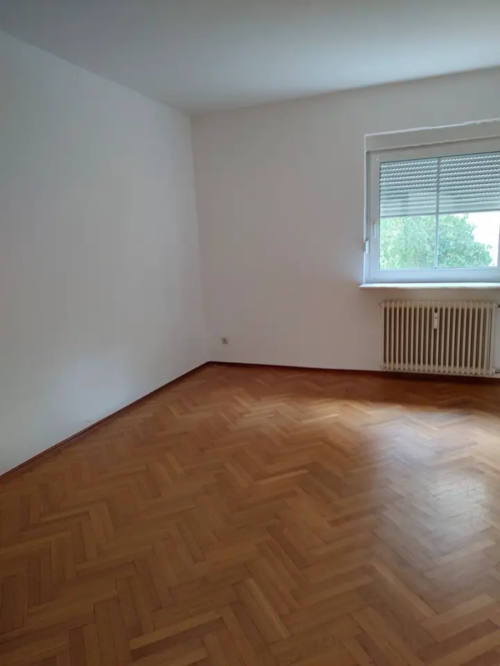 4 Zimmer Wohnung mit 123 m² in Sonneberg – Bild 4