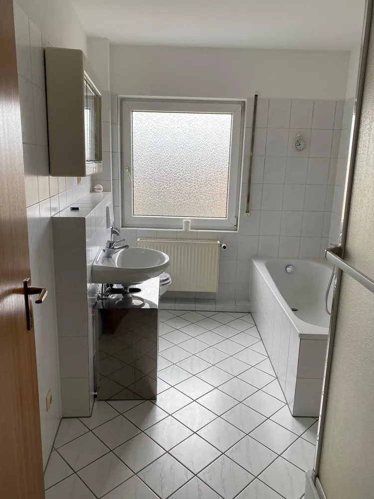2 Zimmer Wohnung mit 70 m² in Frankfurt am Main – Bild 3