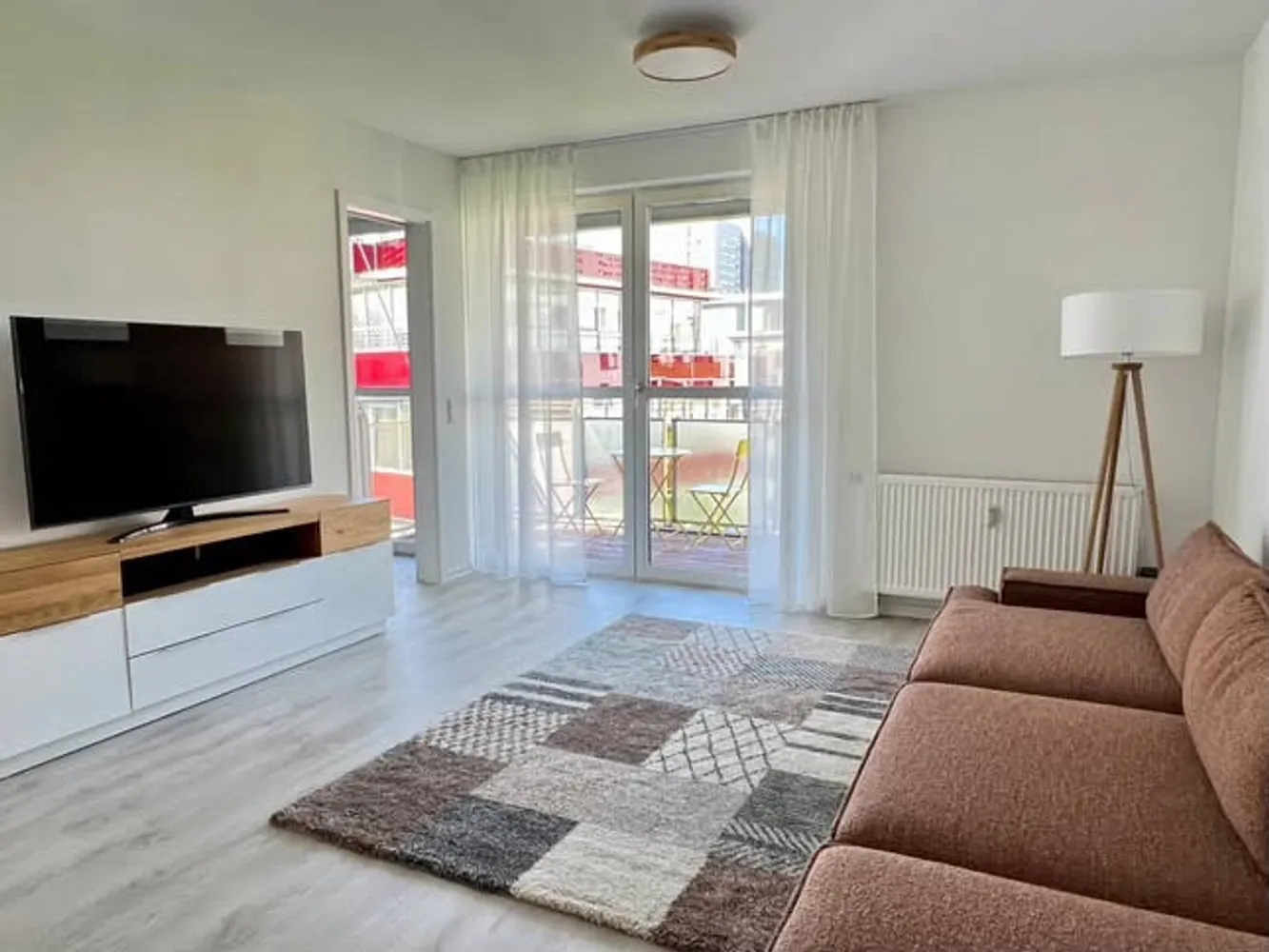 2 Zimmer Wohnung mit 43 m² in Berlin – Bild 1