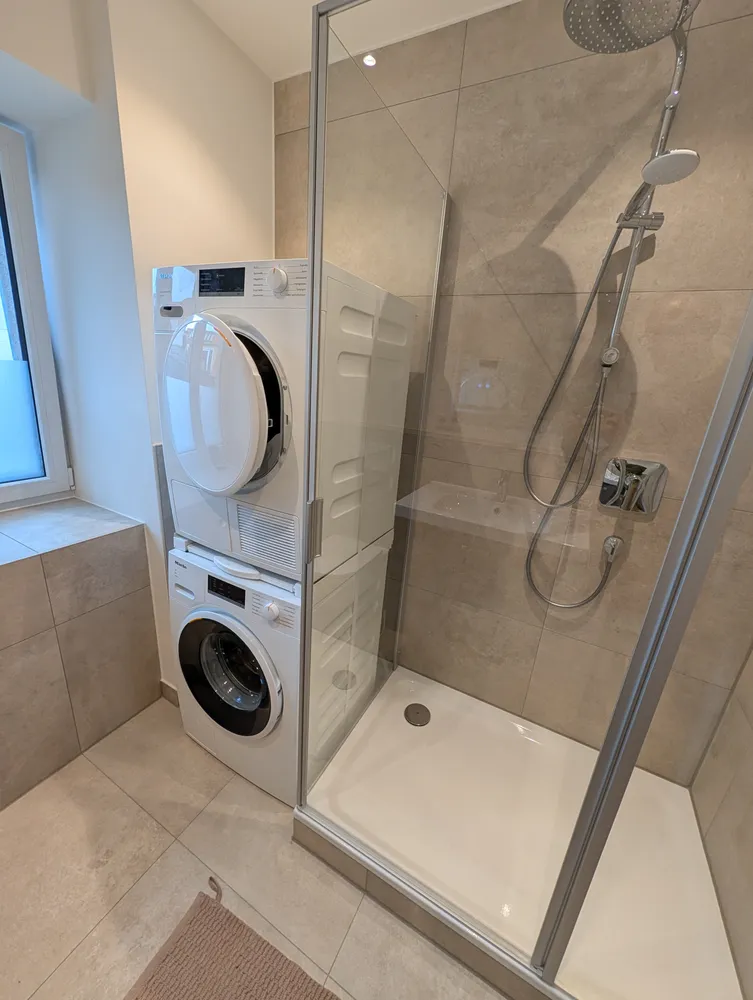 2 Zimmer Wohnung mit 67 m² in Erlangen – Bild 1