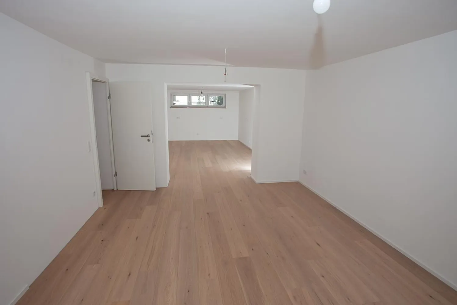 2 Zimmer Wohnung mit 89 m² in Köln – Bild 2