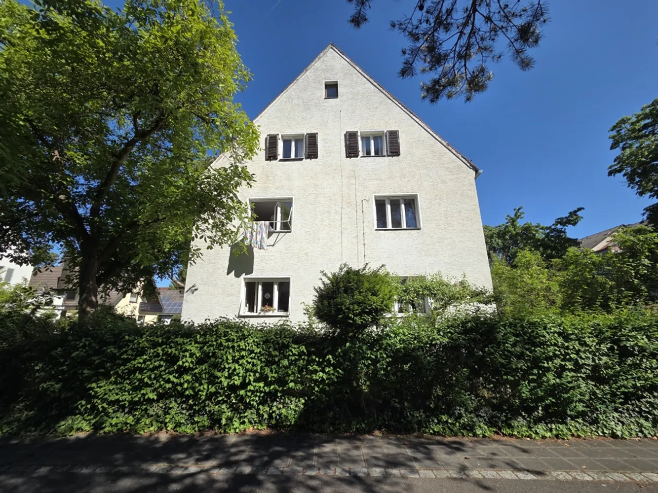 4 Zimmer Wohnung mit 120 m² in Nürnberg – Bild 3