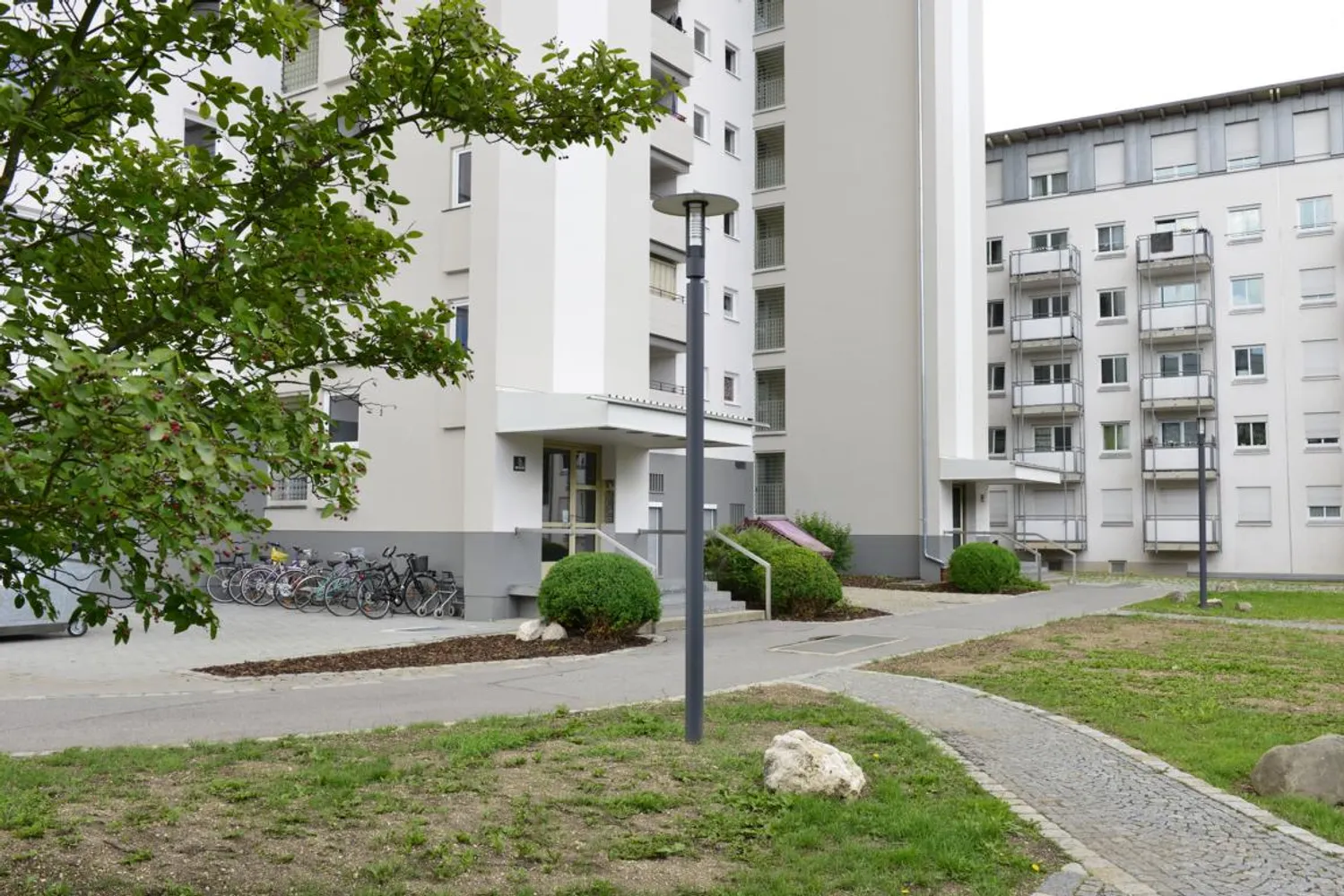 1 Zimmer Wohnung mit 48 m² in Regensburg – Bild 1