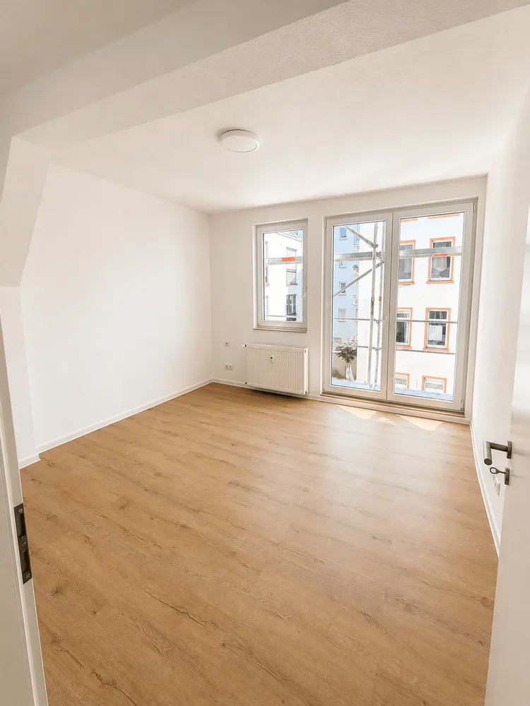 3 Zimmer Wohnung mit 79 m² in Frankfurt am Main – Bild 2