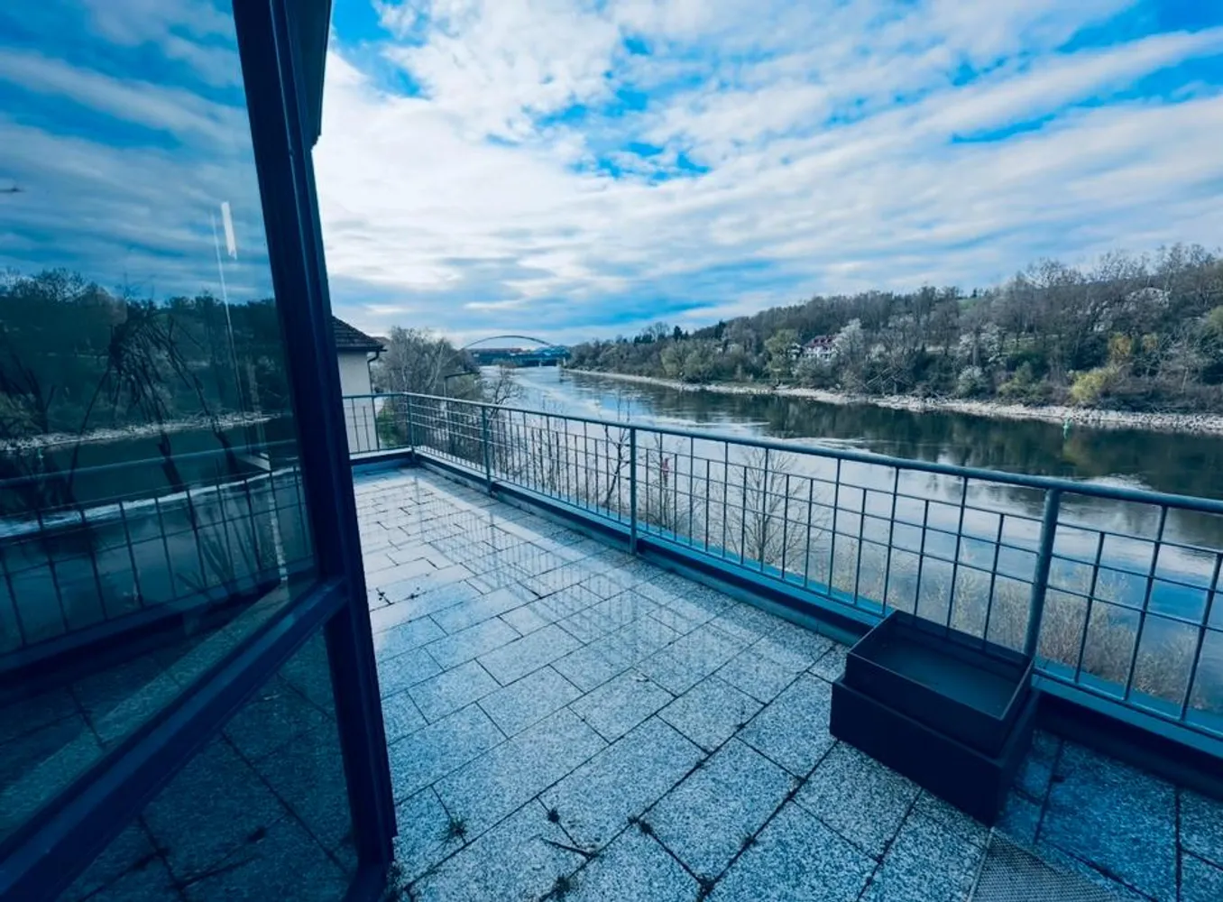 4 Zimmer Wohnung mit 150 m² in Passau – Bild 3