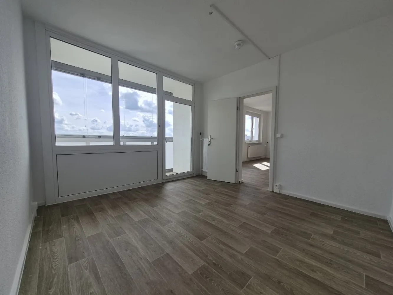 2 Zimmer Wohnung mit 49 m² in Halle (Saale) – Bild 3