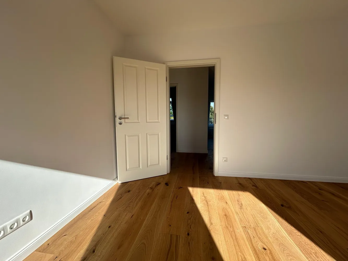 3 Zimmer Wohnung mit 90 m² in München – Bild 6