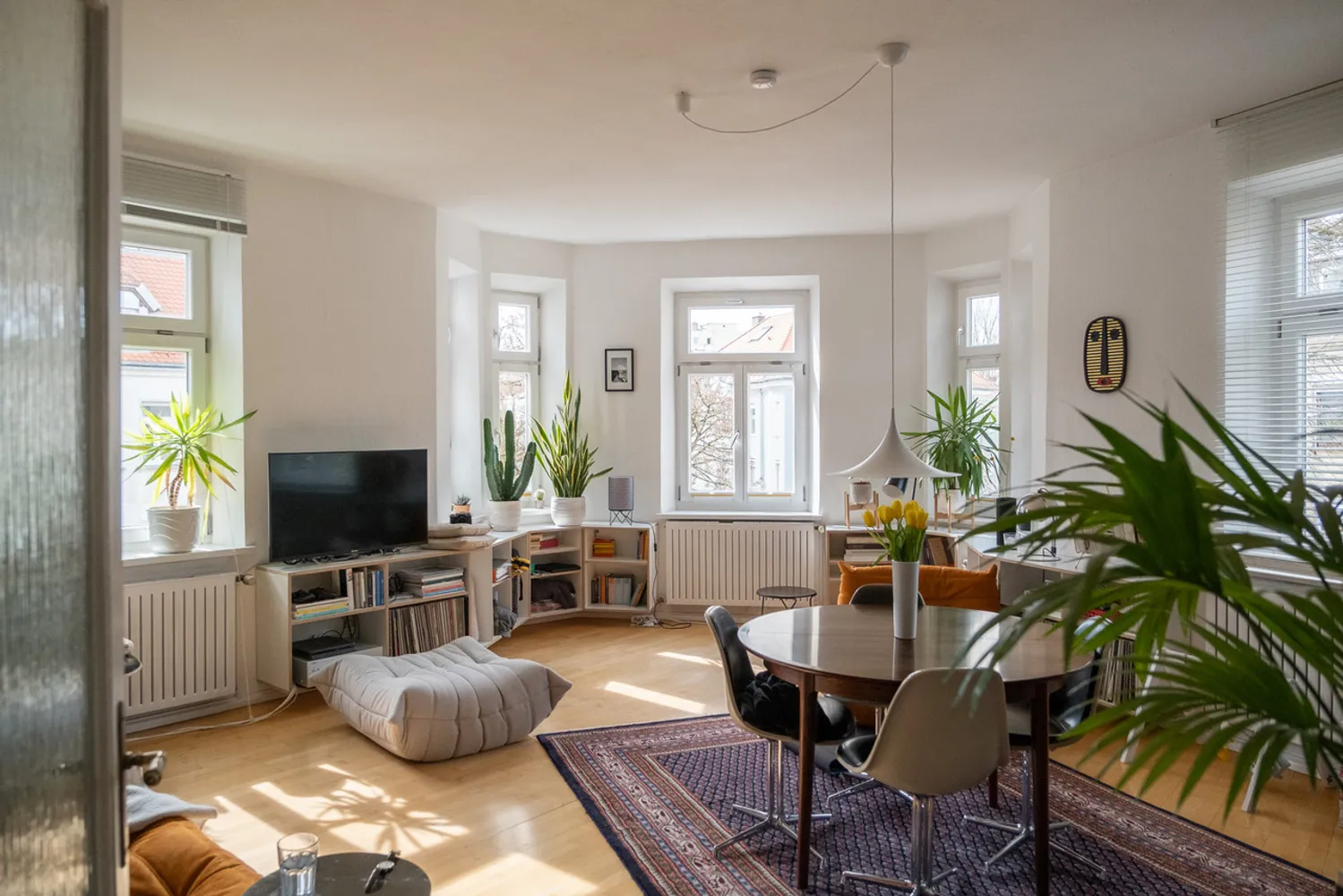 4 Zimmer Wohnung mit 102 m² in Augsburg – Bild 2