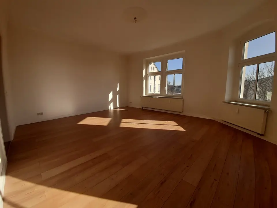 2 Zimmer Wohnung mit 65 m² in Zittau – Bild 3