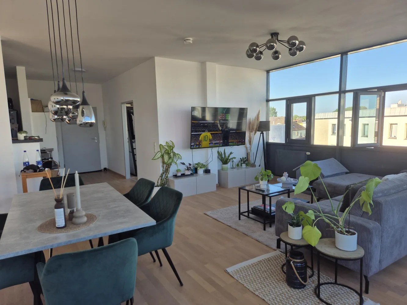 3 Zimmer Wohnung mit 94 m² in Dreieich – Bild 2