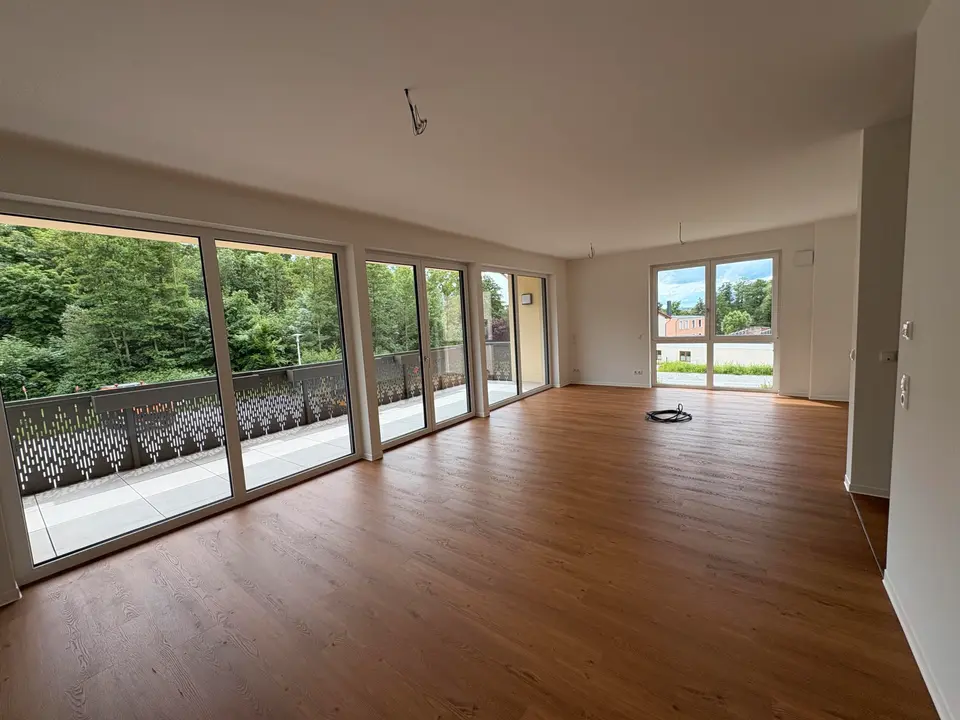 4 Zimmer Wohnung mit 106 m² in Zwickau – Bild 2