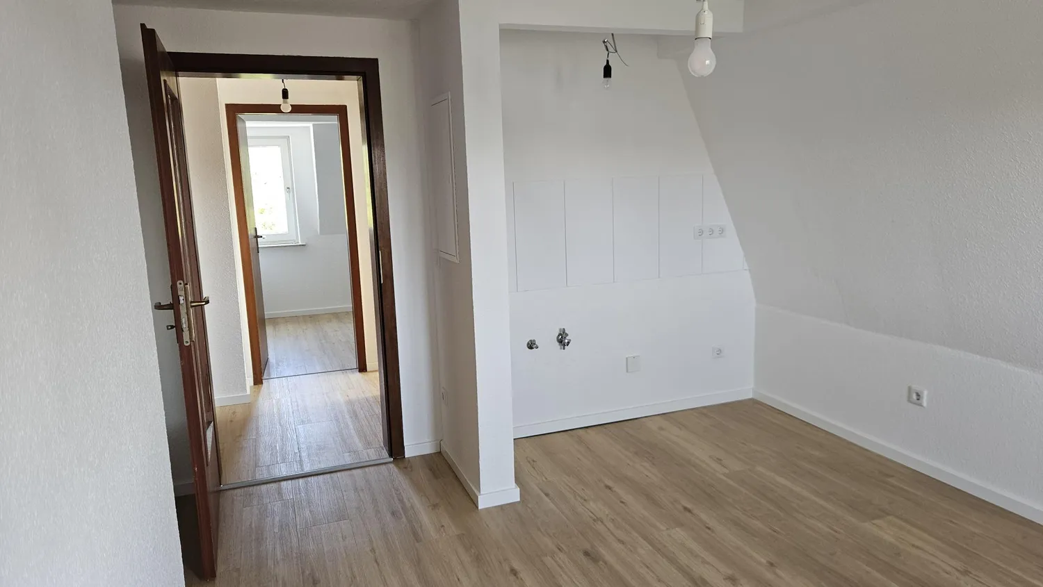2 Zimmer Wohnung mit 29 m² in Neuss – Bild 2
