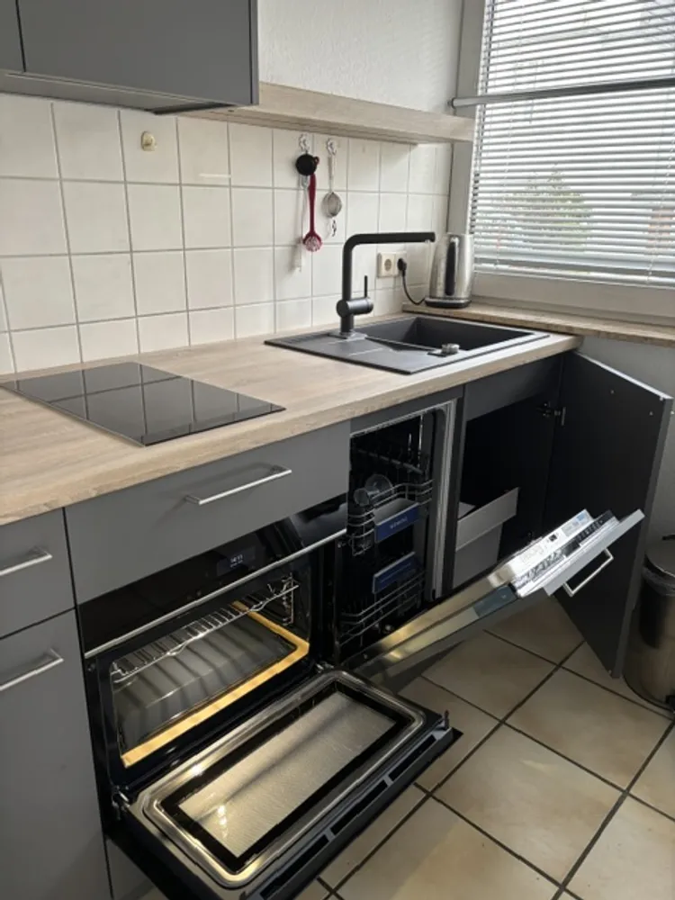 1 Zimmer Wohnung mit 30 m² in Köln – Bild 2