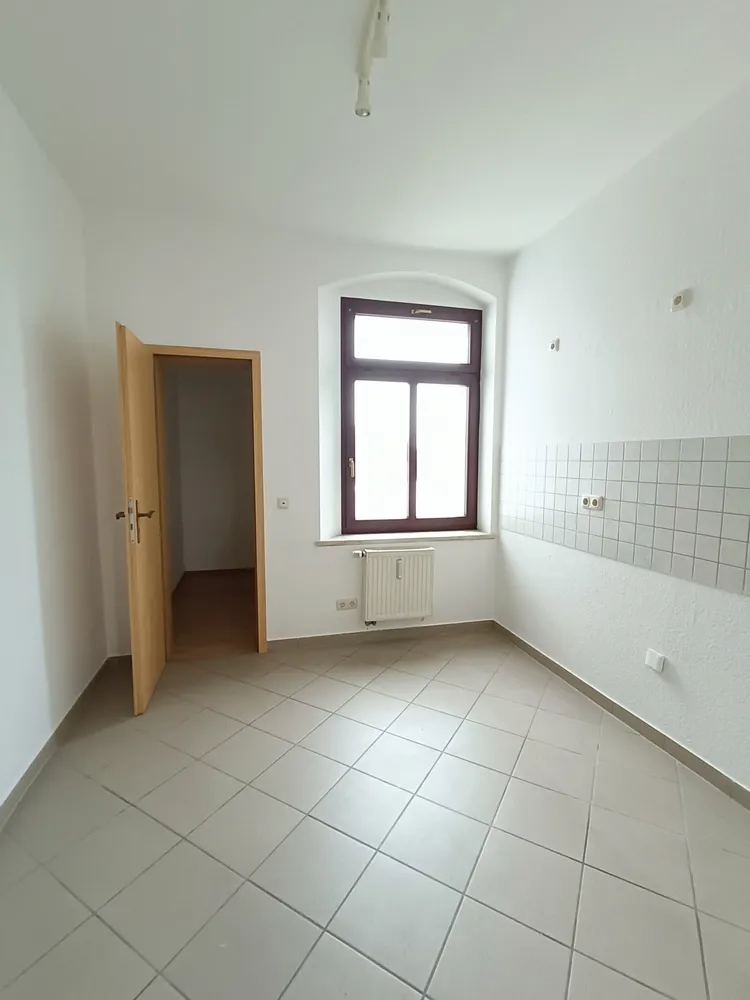 2 Zimmer Wohnung mit 48 m² in Werdau – Bild 3