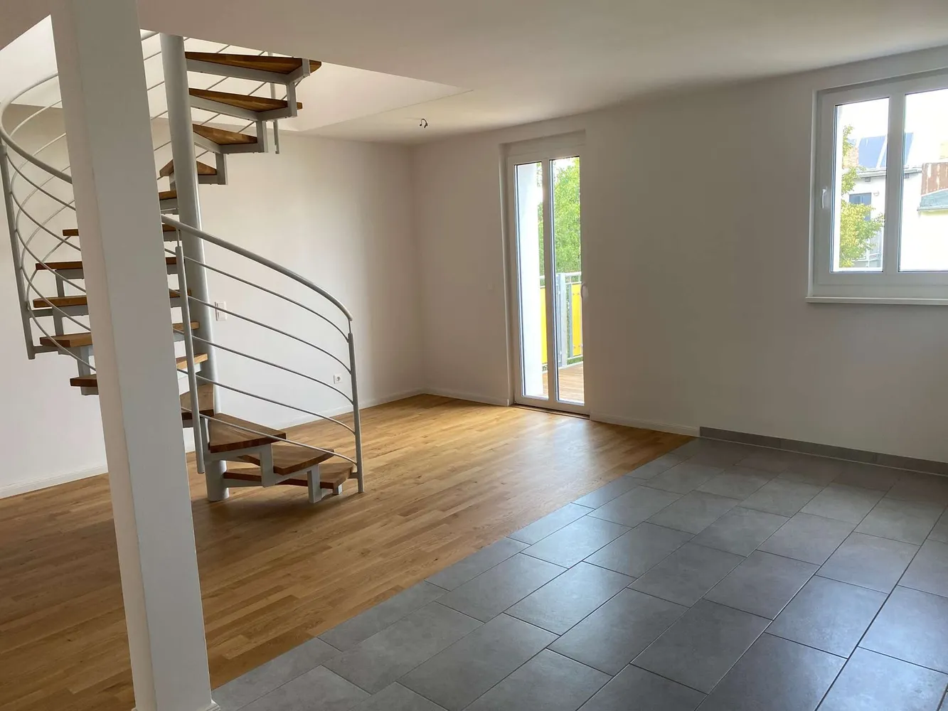 6 Zimmer Wohnung mit 134 m² in Halle (Saale) – Bild 2