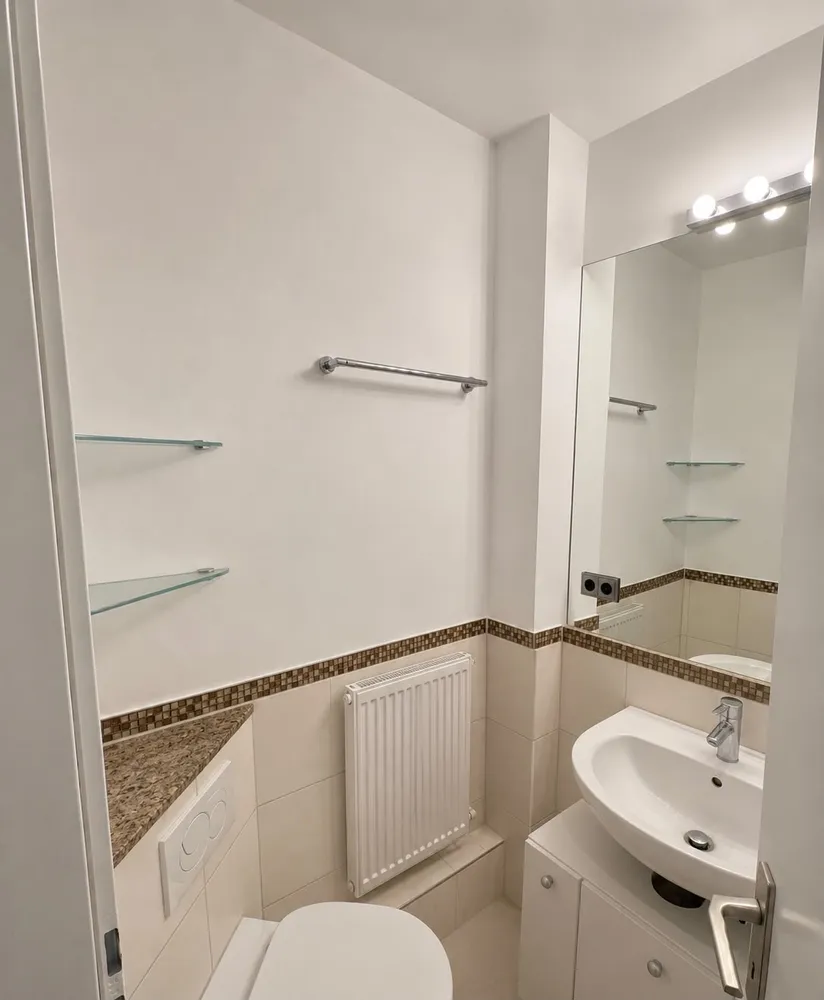 1 Zimmer Wohnung mit 30 m² in Hamburg – Bild 2