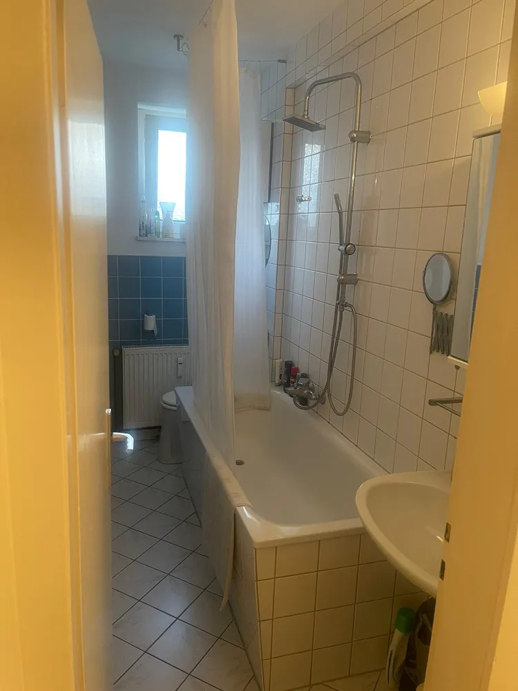 2 Zimmer Wohnung mit 42 m² in Krefeld – Bild 4