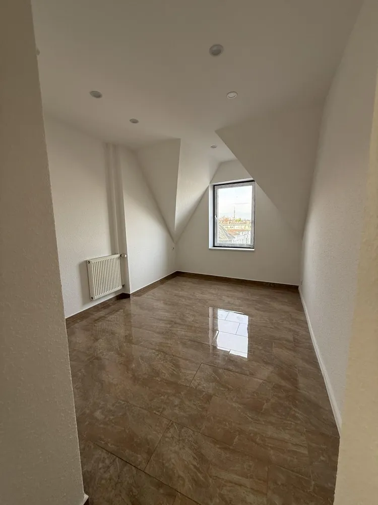 4 Zimmer Wohnung mit 80 m² in Leverkusen – Bild 3