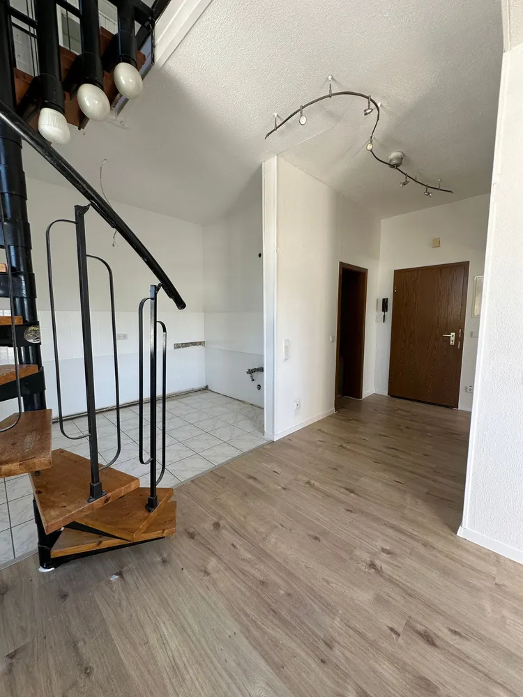2 Zimmer Wohnung mit 70 m² in Gelsenkirchen – Bild 2