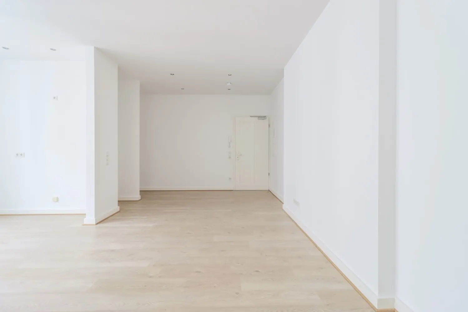 2 Zimmer Wohnung mit 79 m² in Wiesbaden – Bild 3