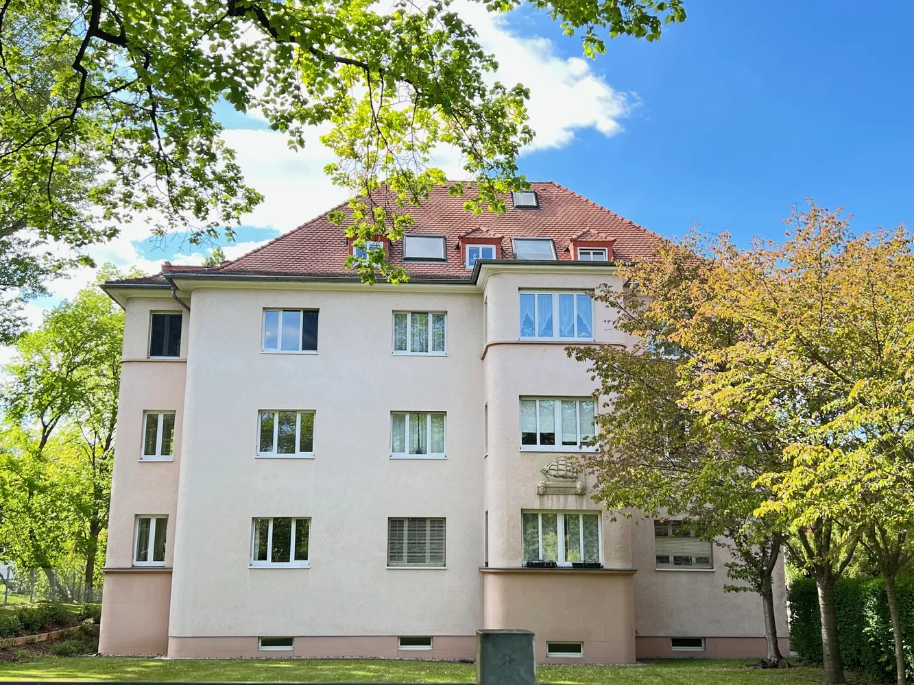 2 room apartment with 68 m² in Dresden – Photo 2