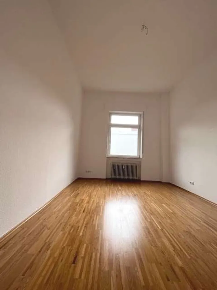 2 Zimmer Wohnung mit 78 m² in Wiesbaden – Bild 3