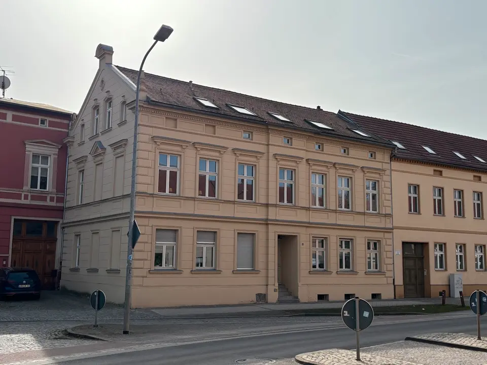 4 Zimmer Wohnung mit 105 m² in Stendal – Bild 1