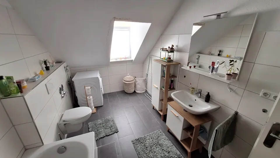 3 Zimmer Wohnung mit 98 m² in Wiesbaden – Bild 10