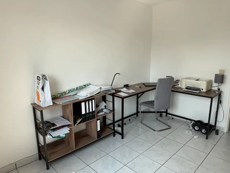 WG-Zimmer mit 100 m² in Düsseldorf – Bild 4