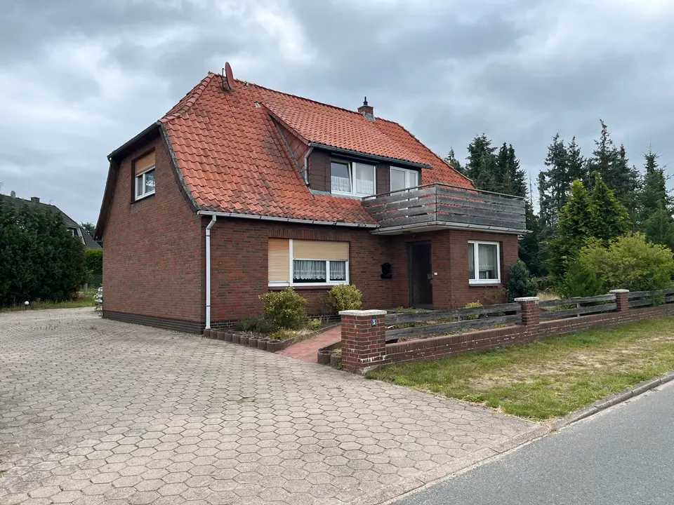 5 Zimmer Haus mit 150 m² in Winsen (Luhe) – Bild 1