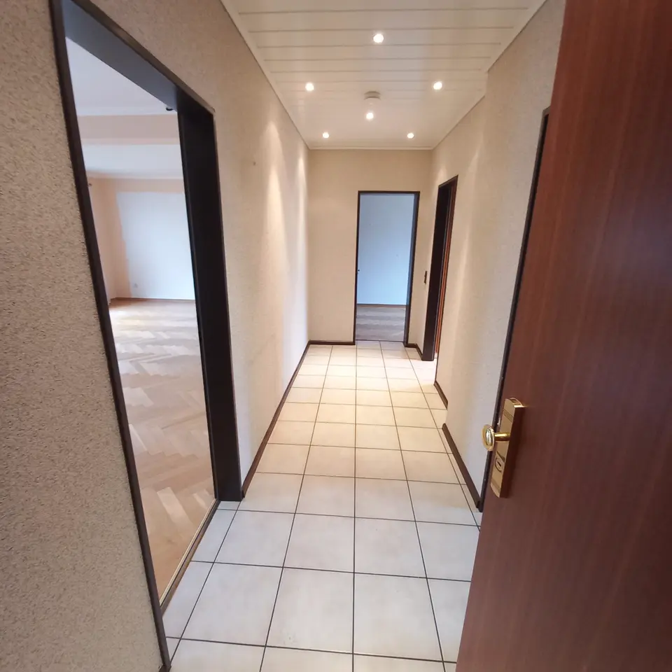 3 Zimmer Wohnung mit 115 m² in Monheim am Rhein – Bild 5
