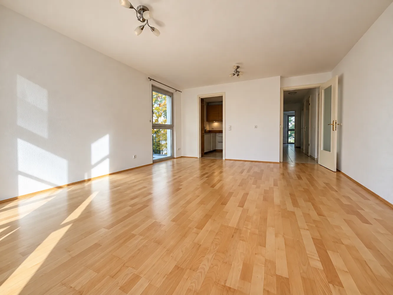 3 Zimmer Wohnung mit 81 m² in München – Bild 1