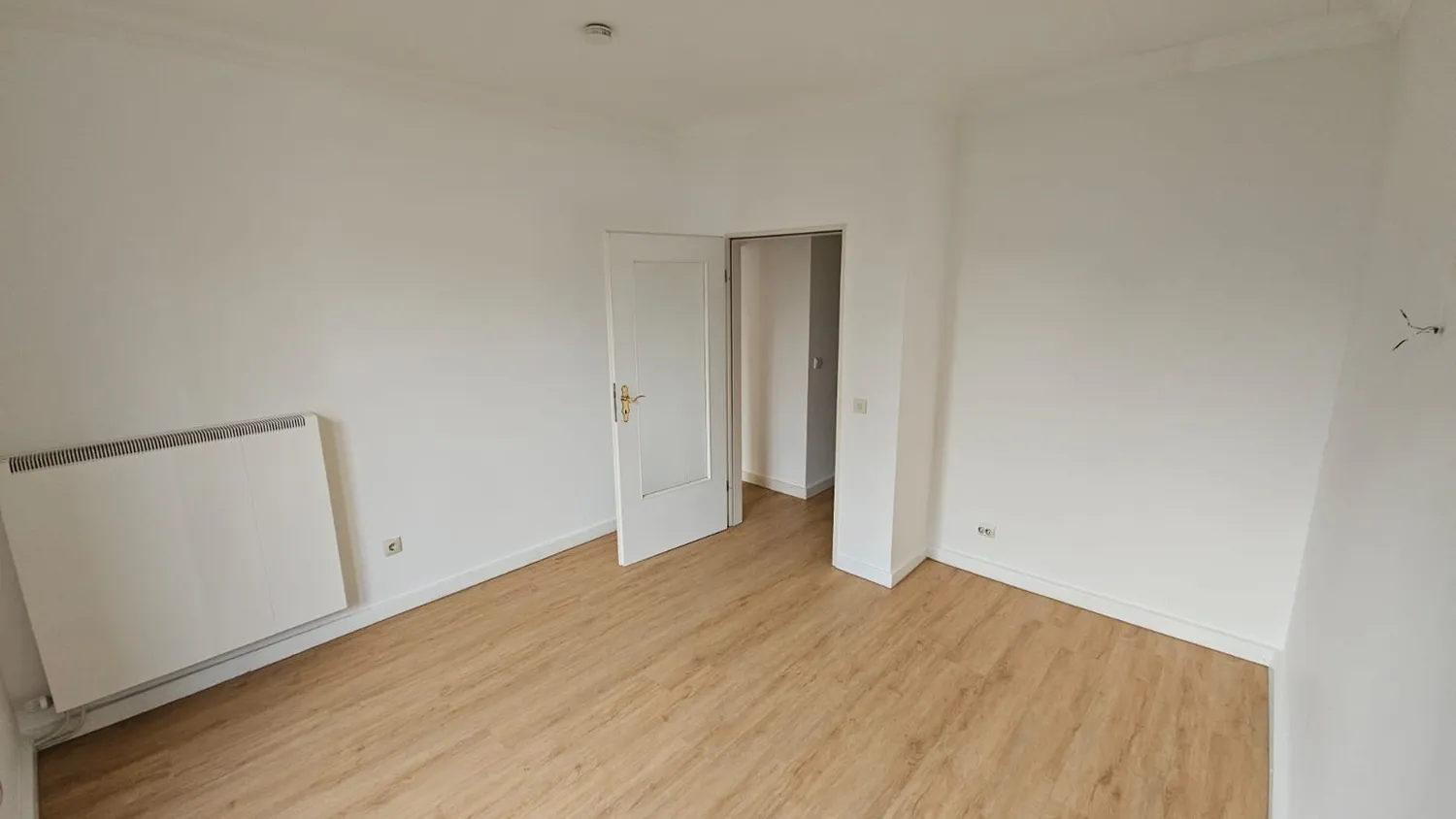 4 Zimmer Wohnung mit 124 m² in Düsseldorf – Bild 8