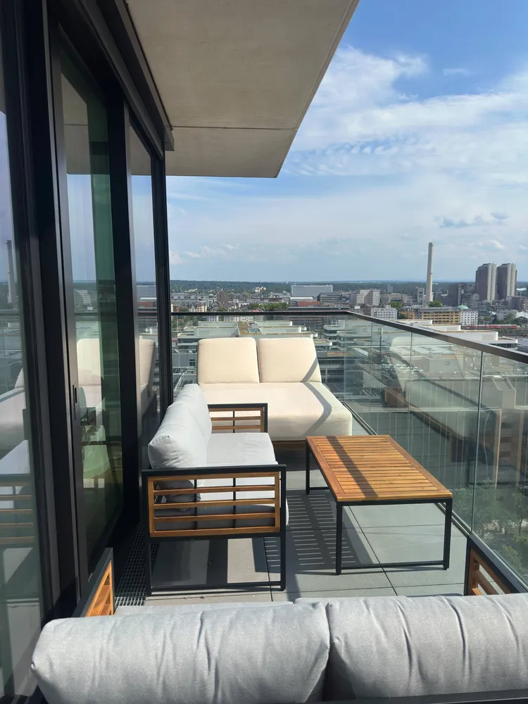 2 Zimmer Wohnung mit 63 m² in Frankfurt am Main – Bild 1