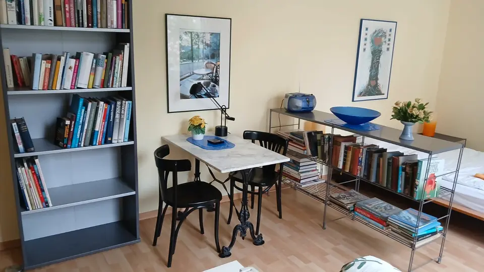 WG-Zimmer mit 38 m² in Düsseldorf – Bild 1