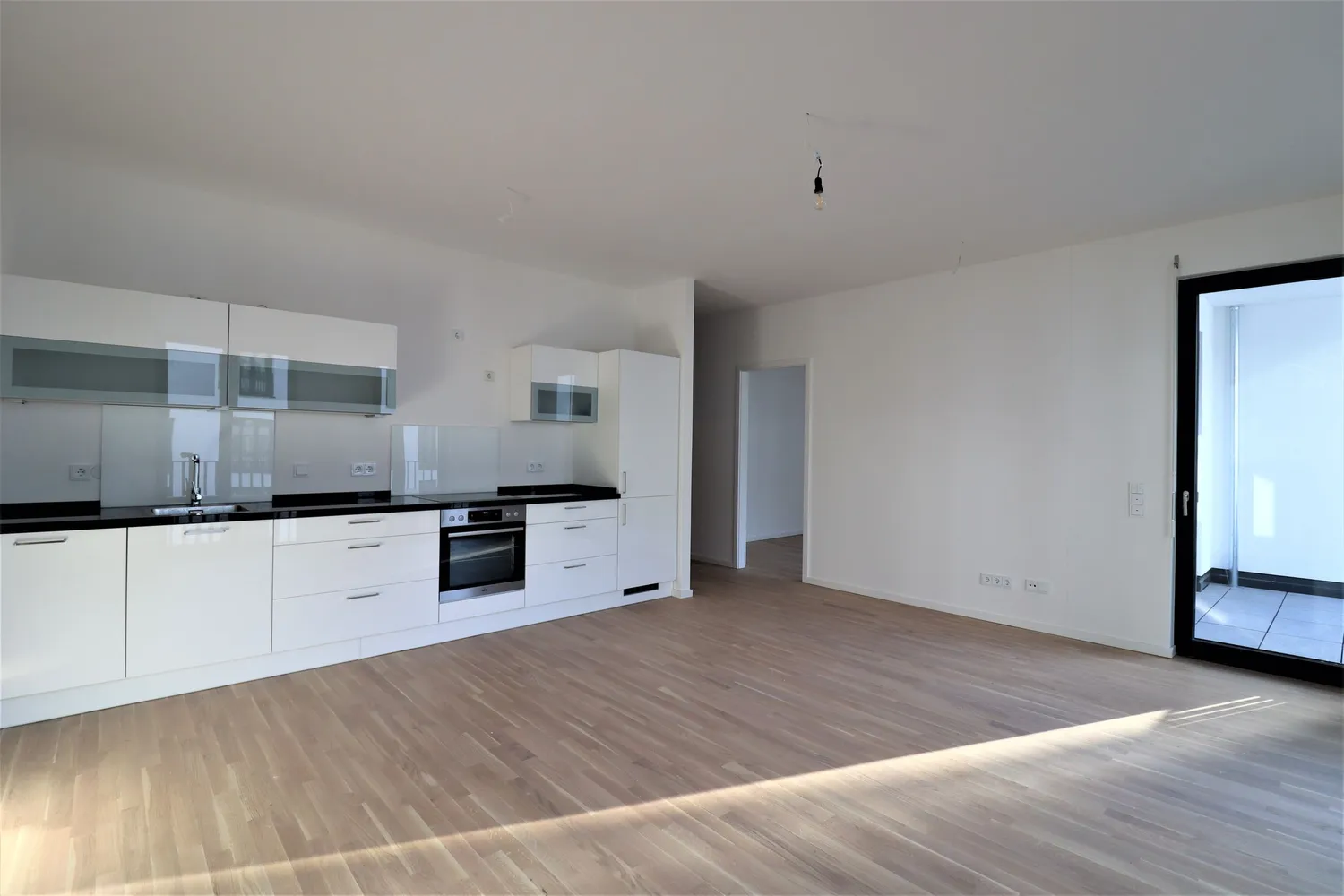 2 Zimmer Wohnung mit 60 m² in Düsseldorf – Bild 1