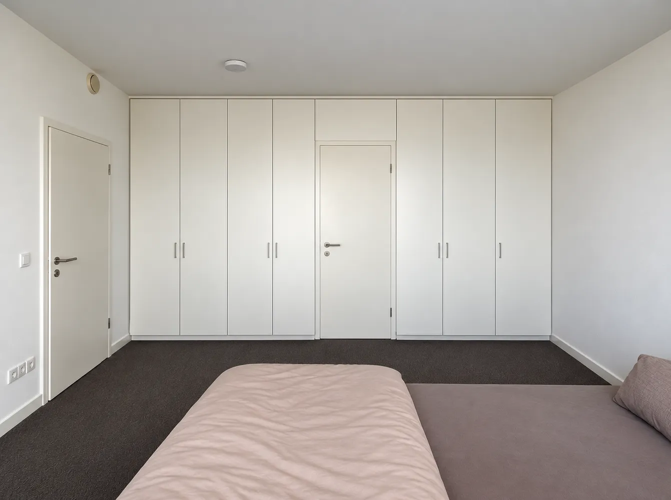 2 Zimmer Wohnung mit 87 m² in München – Bild 11