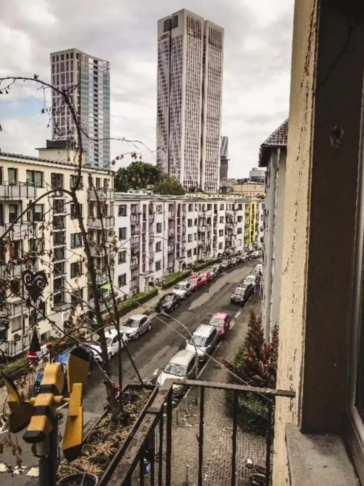 Shared room with 30 m² in Frankfurt am Main – Photo 5