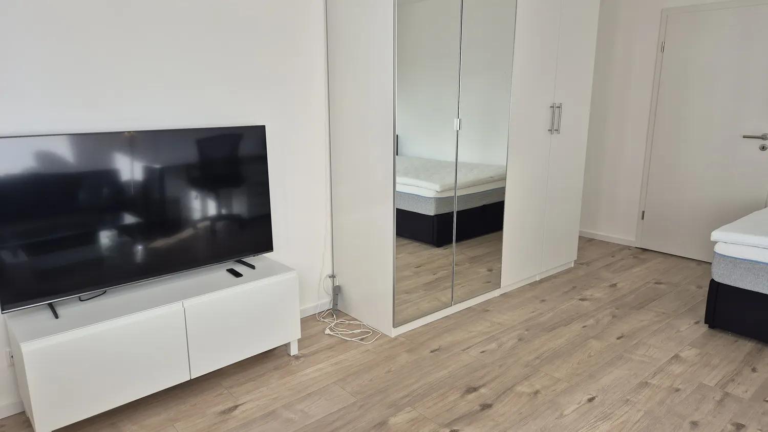 1 Zimmer Wohnung mit 27 m² in Köln – Bild 8