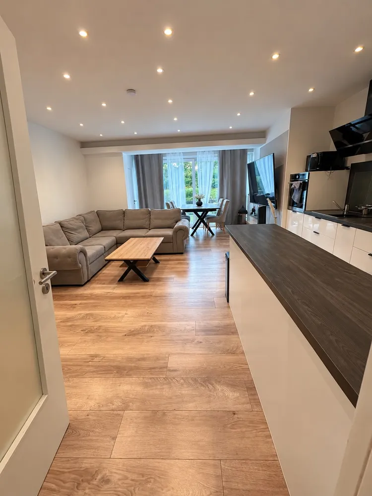 3 Zimmer Wohnung mit 82 m² in Köln – Bild 2