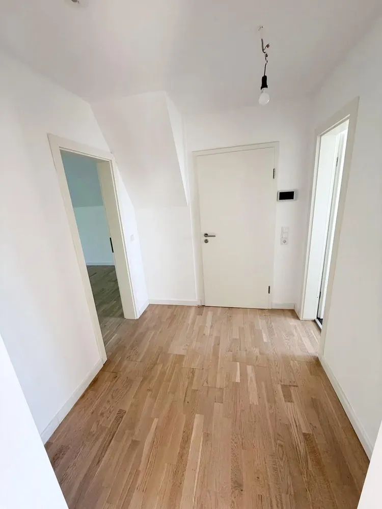 2 Zimmer Wohnung mit 60 m² in Solingen – Bild 4