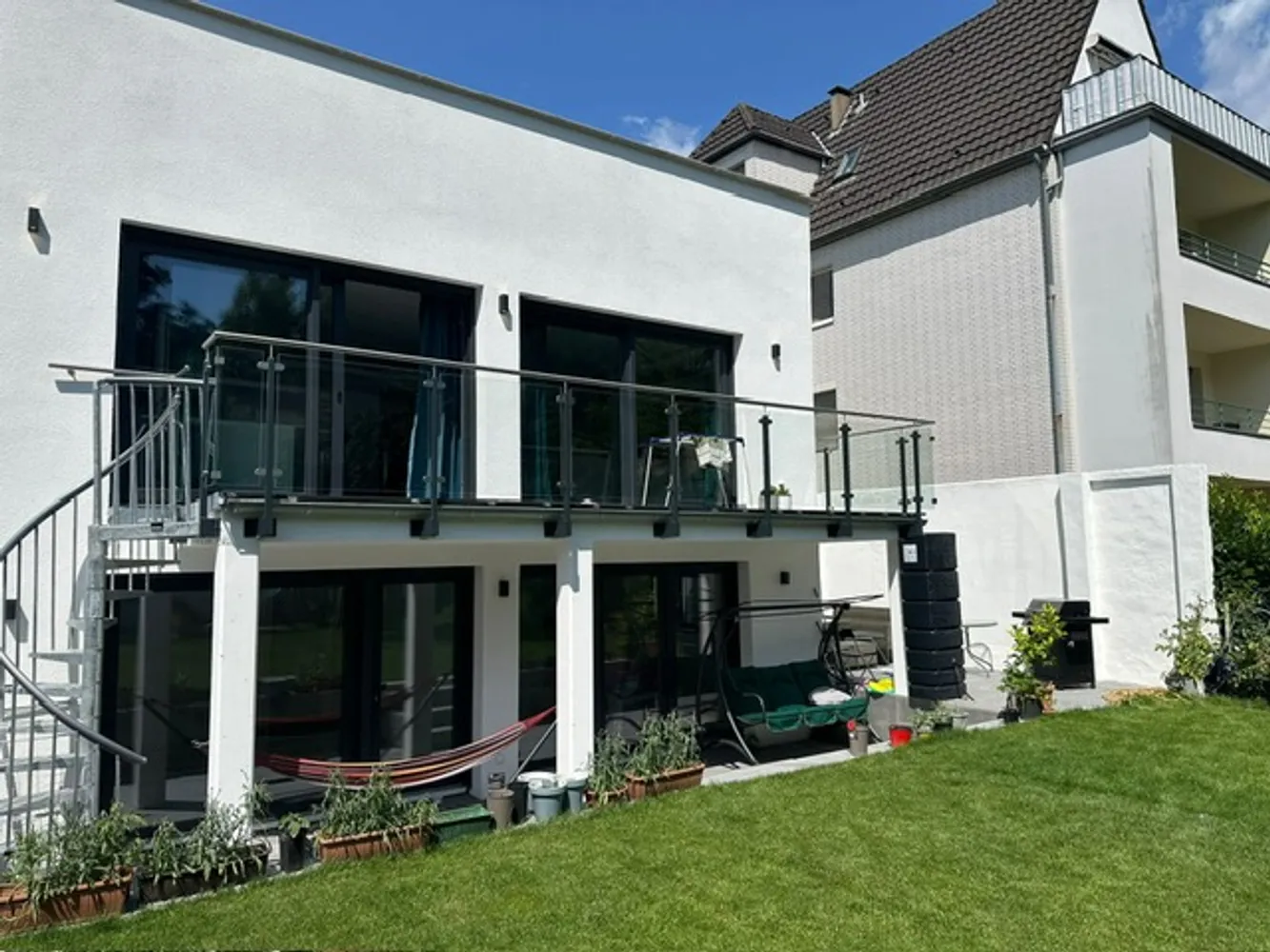 5 Zimmer Wohnung mit 125 m² in Düsseldorf – Bild 9