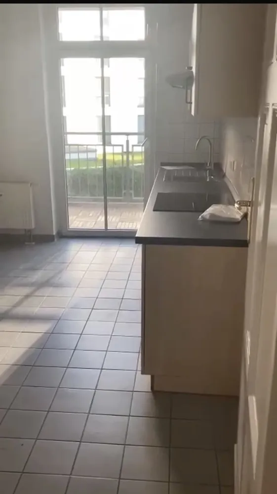2 Zimmer Wohnung mit 87 m² in Berlin – Bild 5