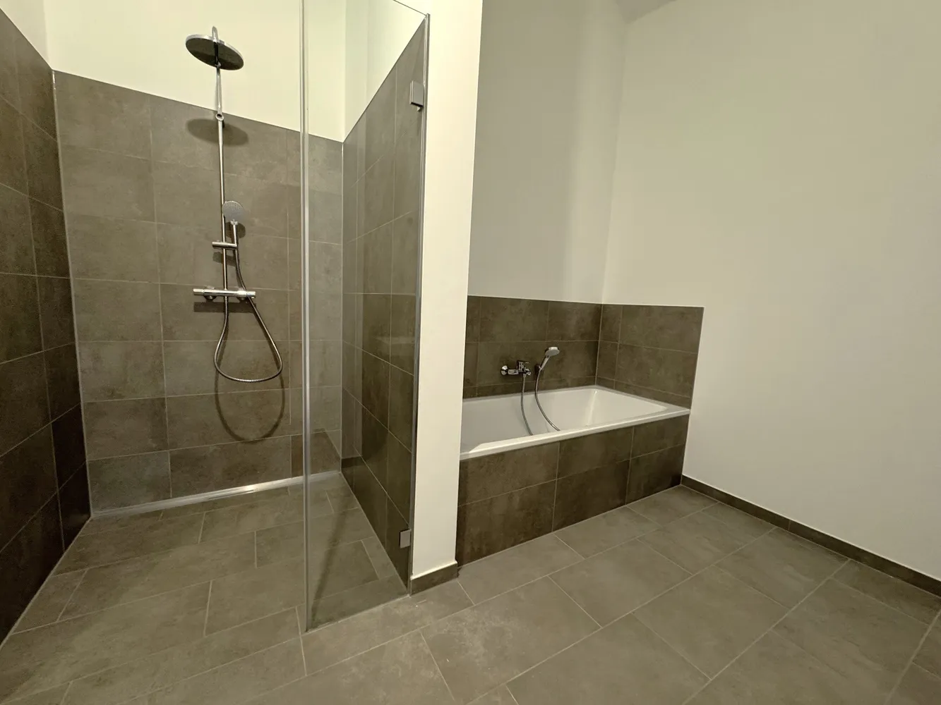 2 room apartment with 91 m² in Bochum – Photo 10