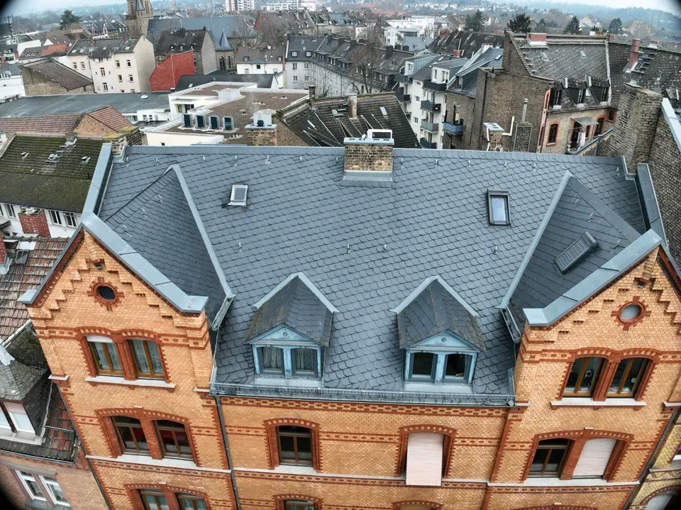 4 Zimmer Wohnung mit 100 m² in Wiesbaden – Bild 3