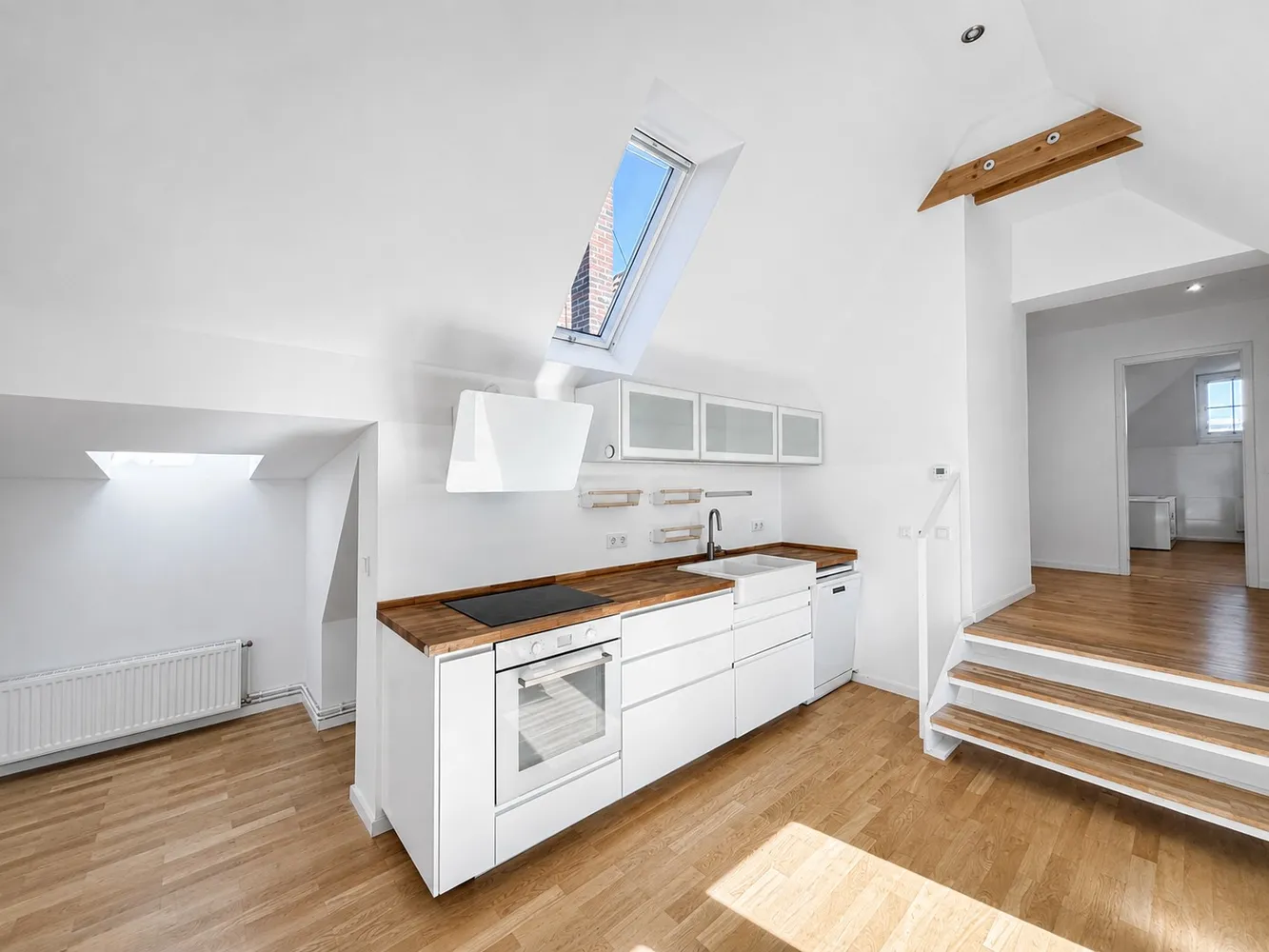 4 Zimmer Wohnung mit 123 m² in Berlin – Bild 2