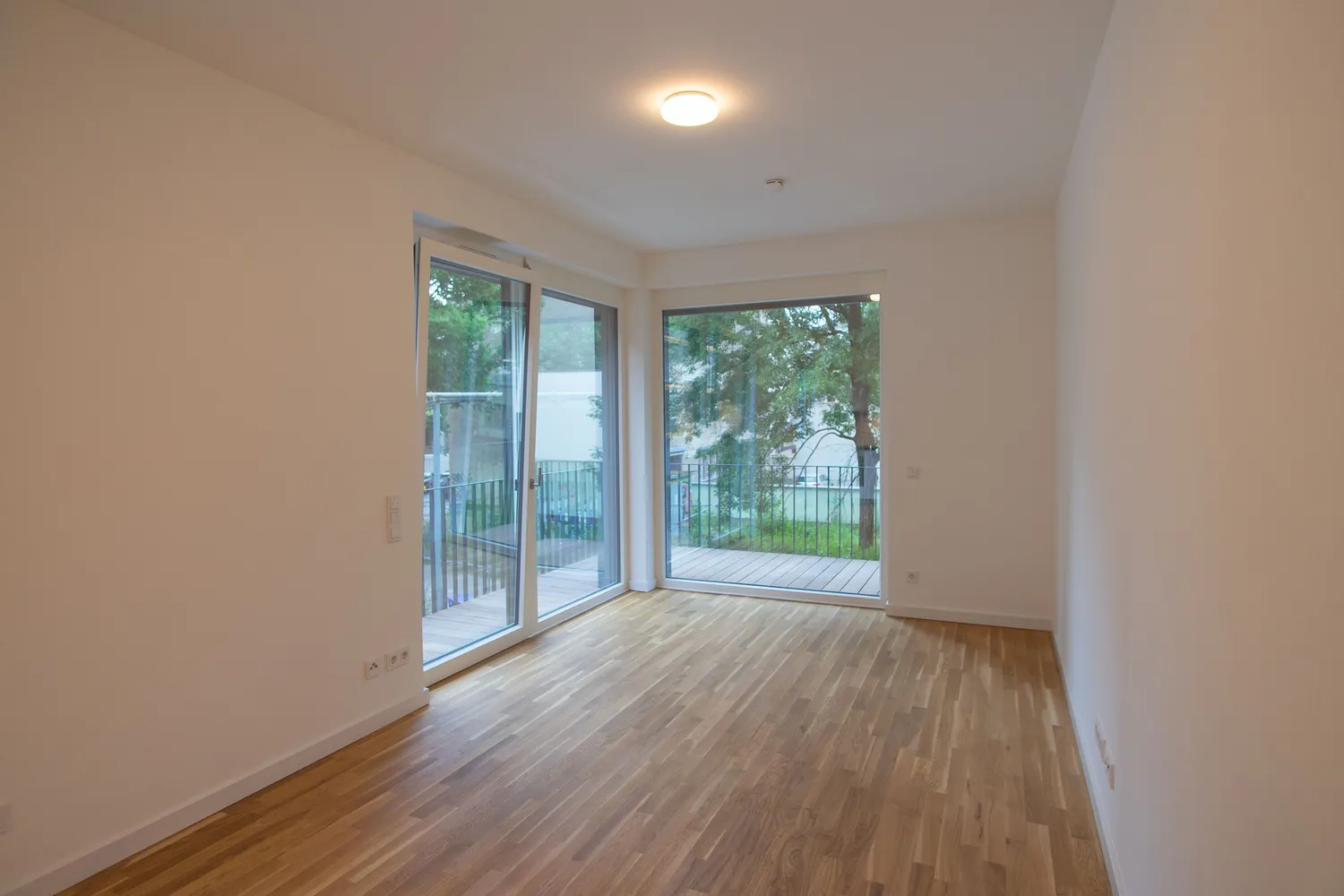 2 room apartment with 55 m² in Berlin – Photo 1