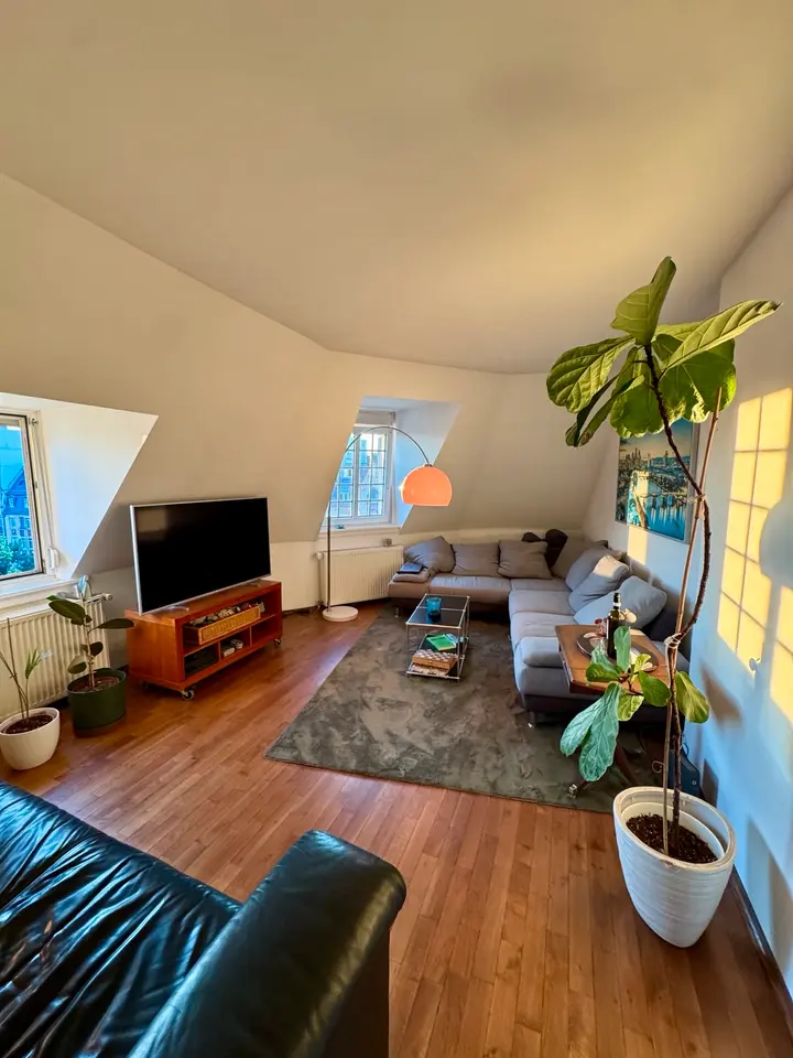 WG-Zimmer mit 136 m² in Frankfurt am Main – Bild 1